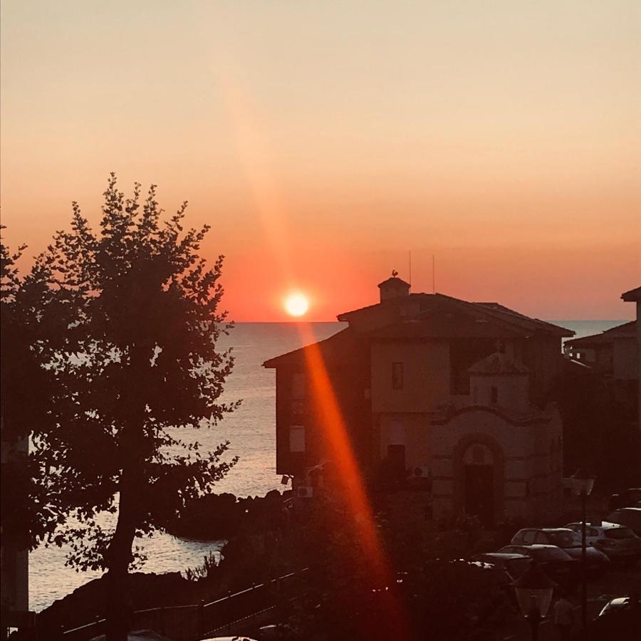 Hedi Sozopol Hotel Bagian luar foto